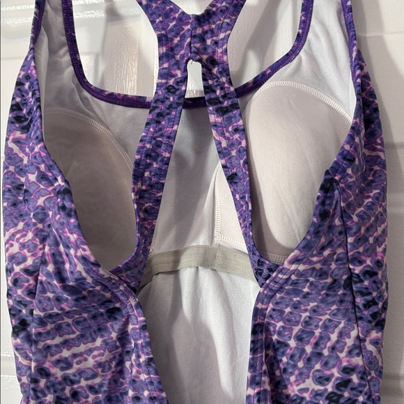 Speedo brand swimsuit Size 16 - Picture 4 of 4